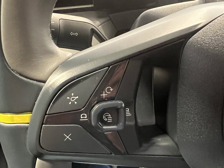 Vehicle Image 26