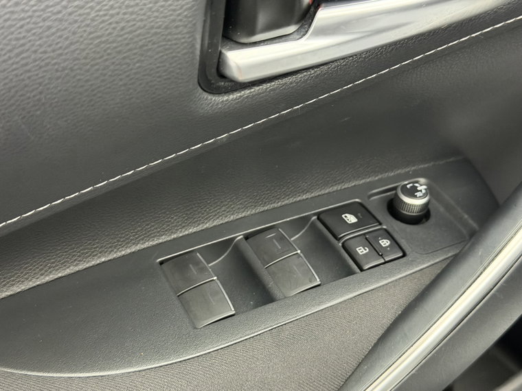 Vehicle Image 24