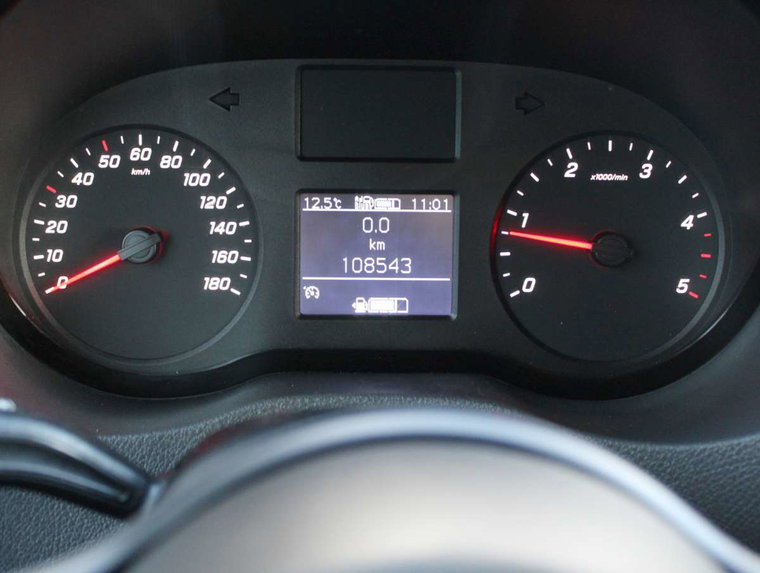 Vehicle Image 18