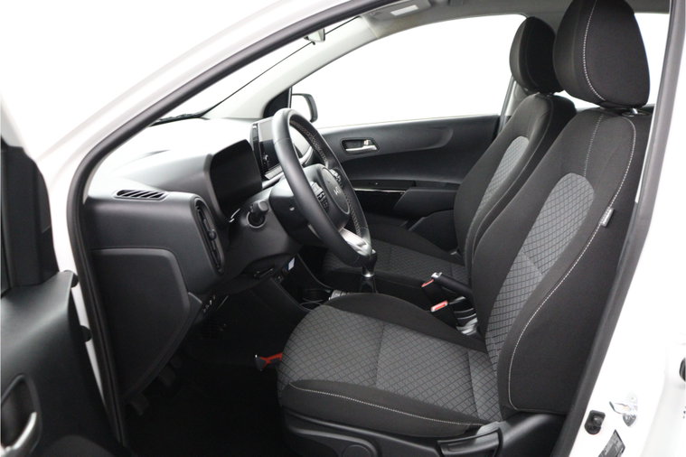 Vehicle Image 18