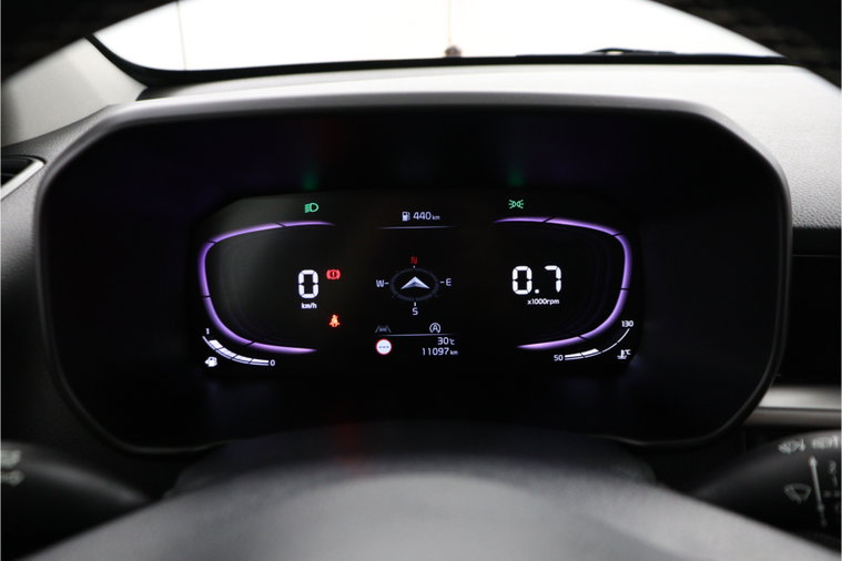 Vehicle Image 21