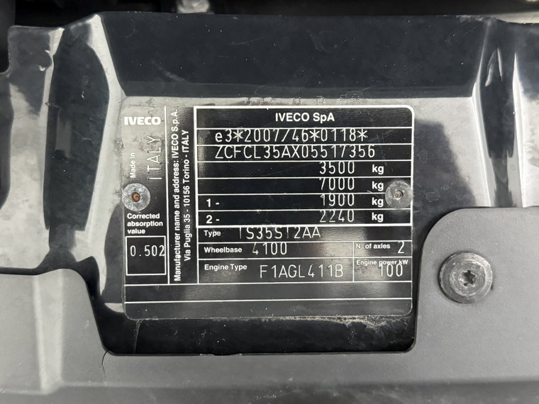 Vehicle Image 22