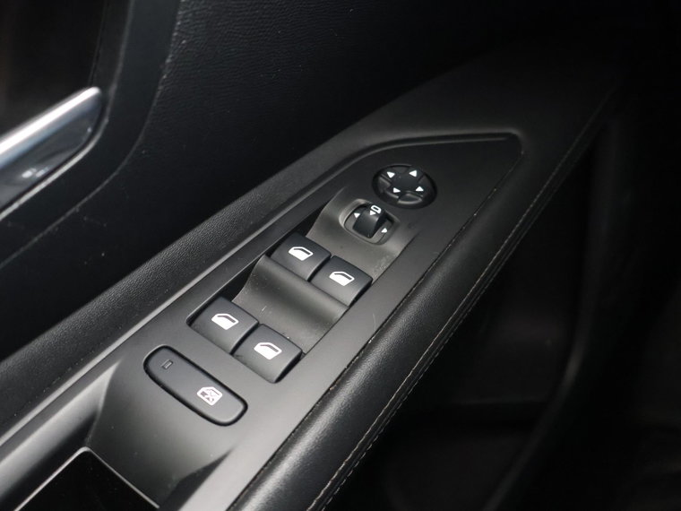 Vehicle Image 45