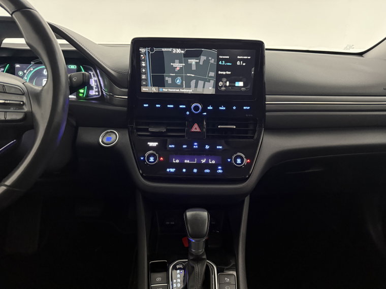 Vehicle Image 17
