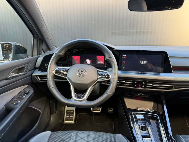 Vehicle Image 35