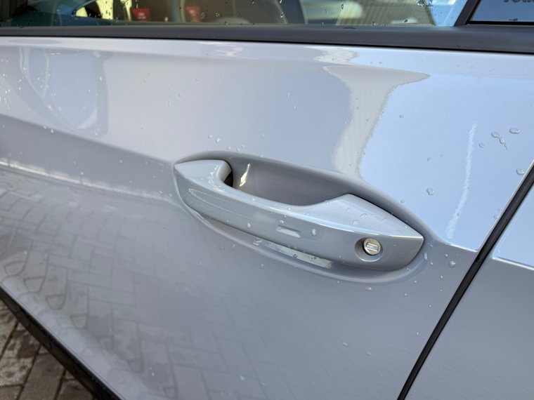 Vehicle Image 39