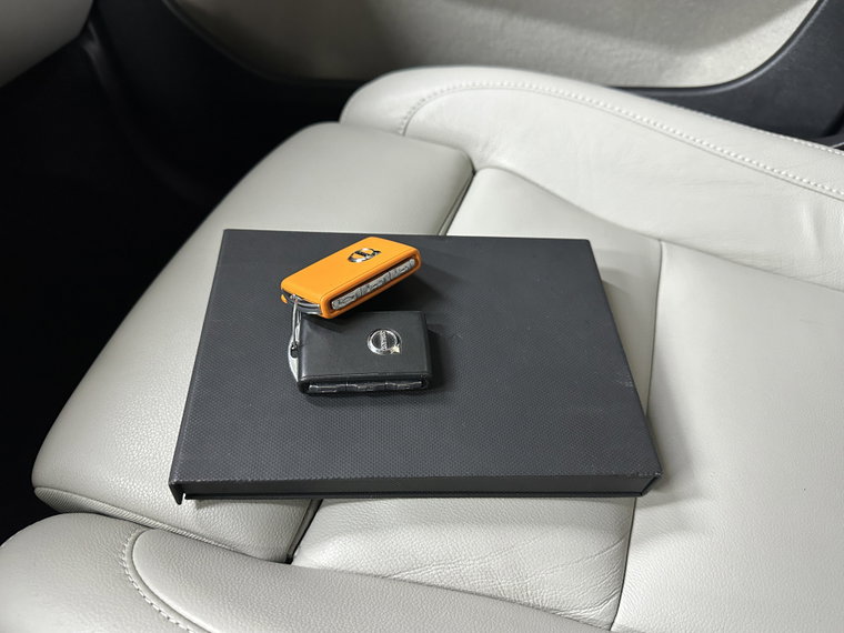 Vehicle Image 35