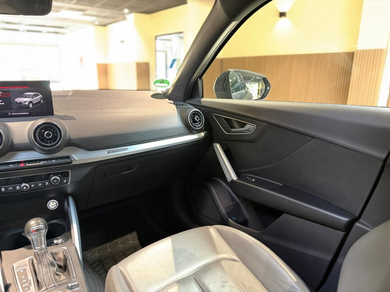 Vehicle Image 37