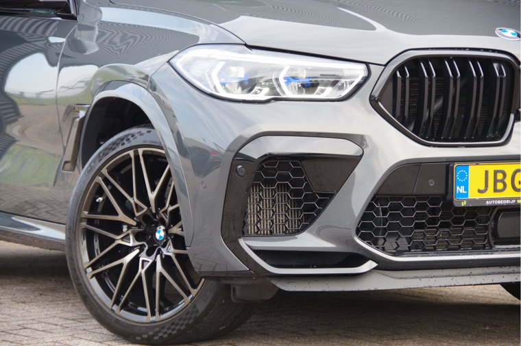 Vehicle Image 50