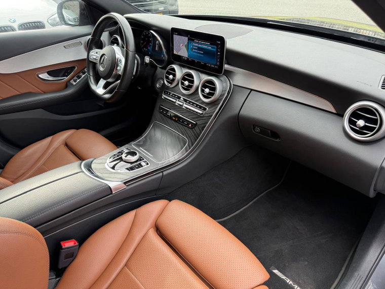 Vehicle Image 36