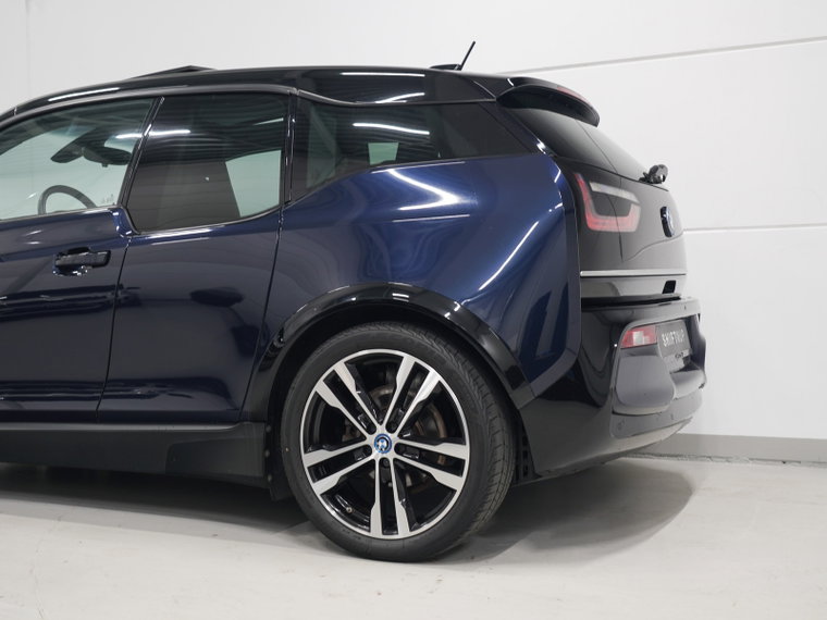 Vehicle Image 39