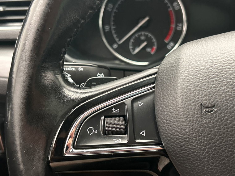 Vehicle Image 40