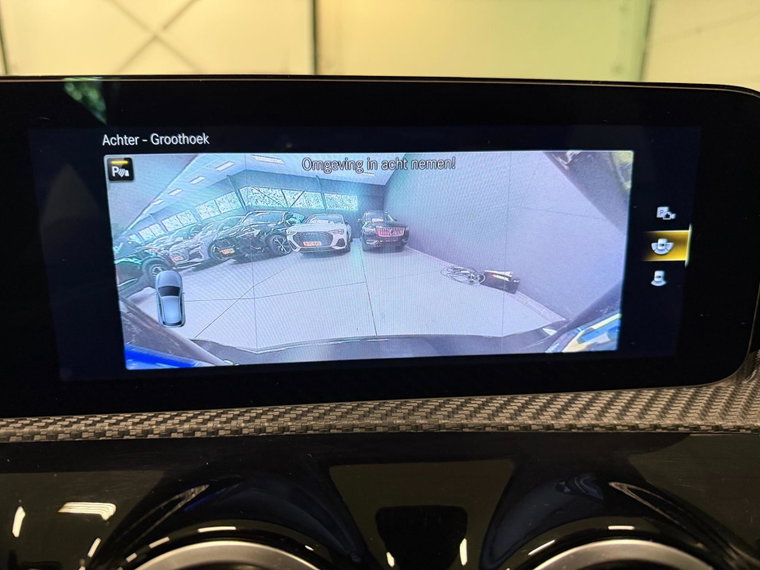 Vehicle Image 39