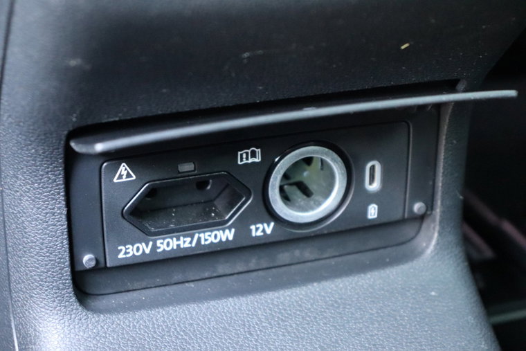 Vehicle Image 28