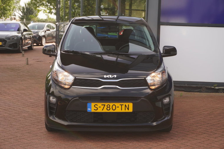 Vehicle Image 24
