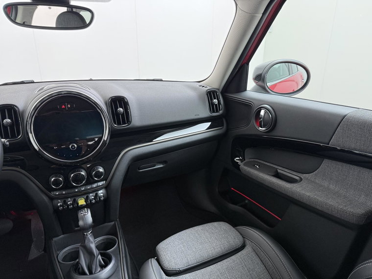 Vehicle Image 27