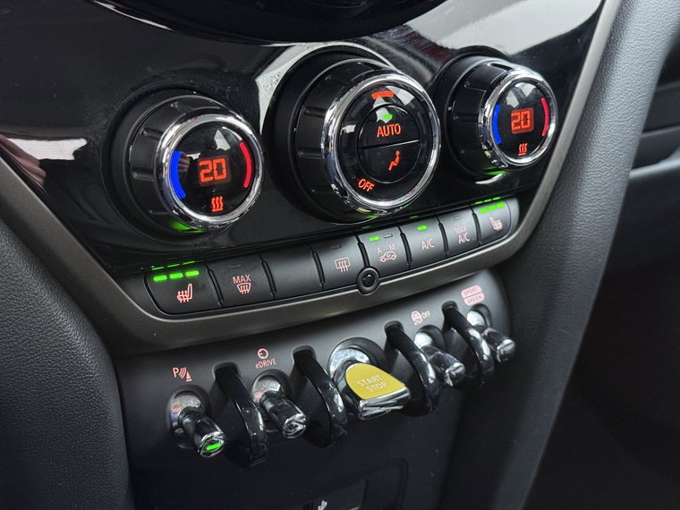 Vehicle Image 39