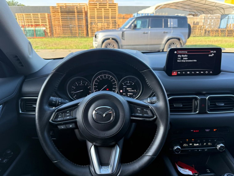 Vehicle Image 22
