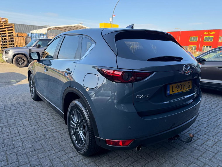 Vehicle Image 8