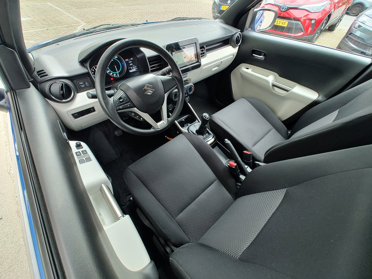Vehicle Image 13