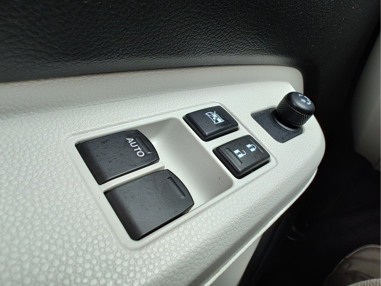 Vehicle Image 23