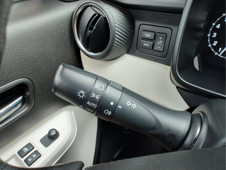 Vehicle Image 24
