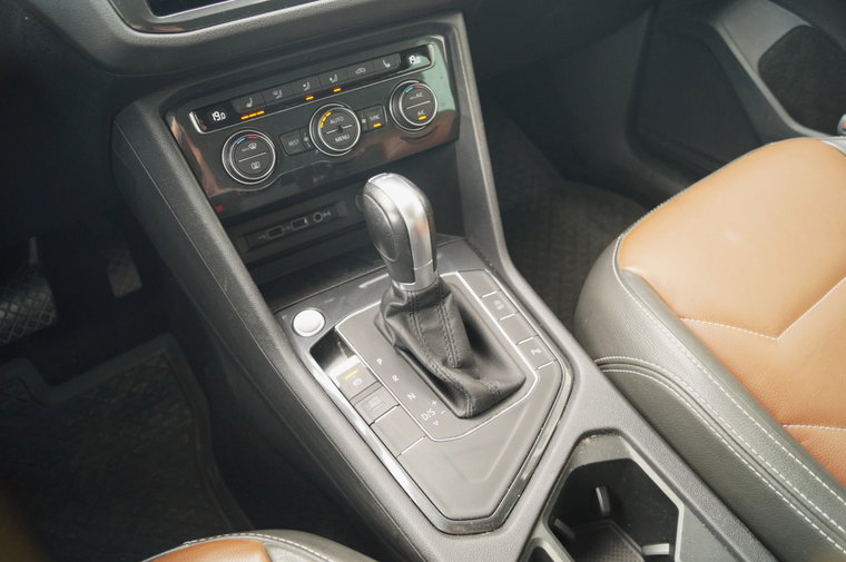 Vehicle Image 27