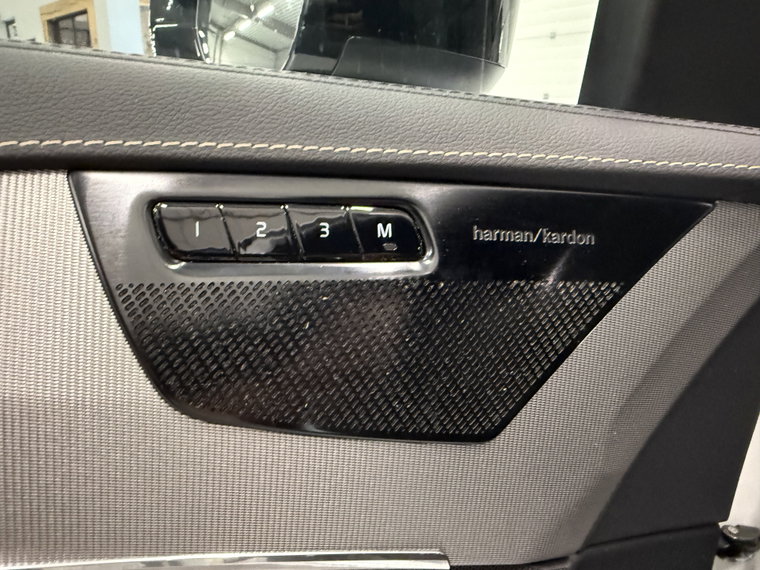 Vehicle Image 53