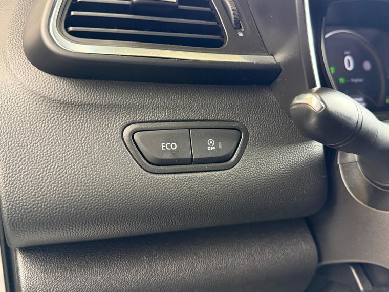 Vehicle Image 29