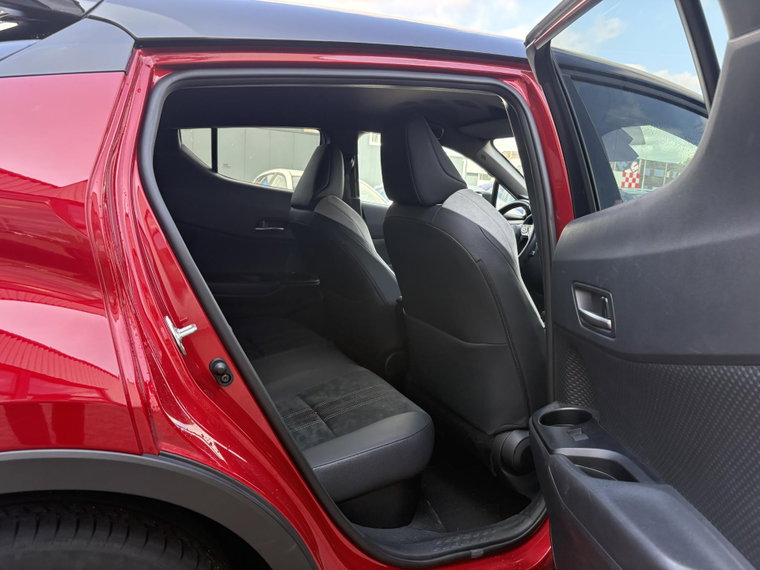 Vehicle Image 10