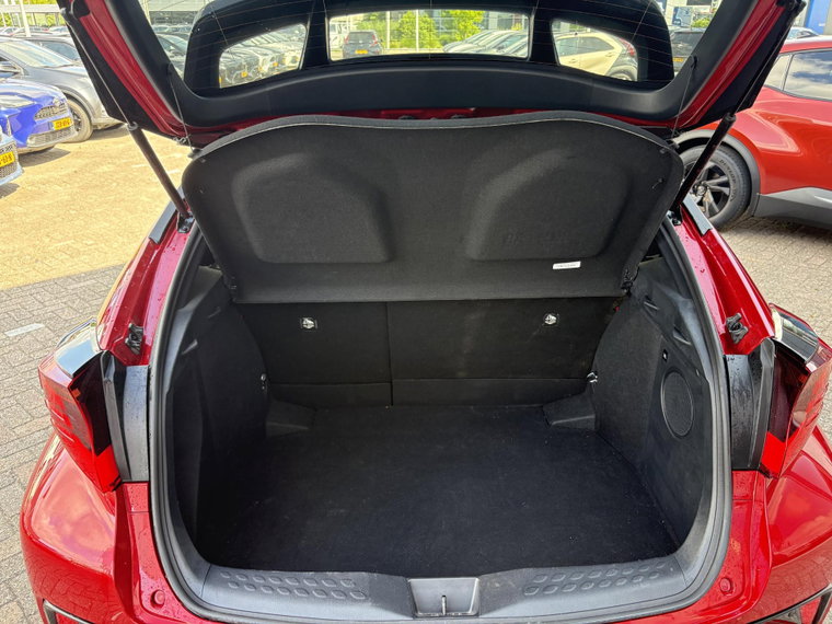Vehicle Image 11