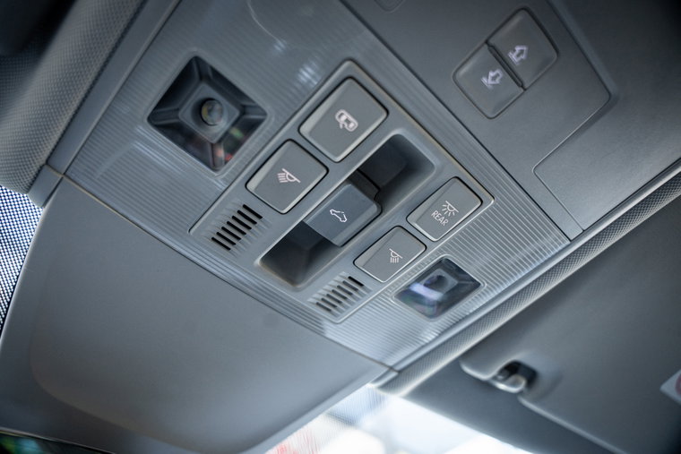 Vehicle Image 14