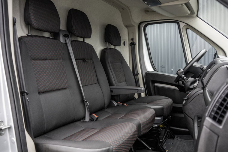 Vehicle Image 12