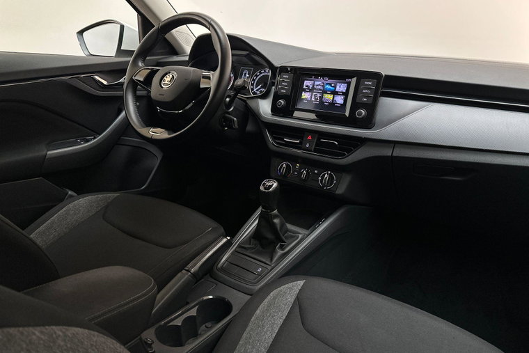 Vehicle Image 14