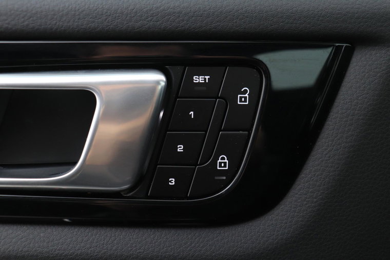 Vehicle Image 45