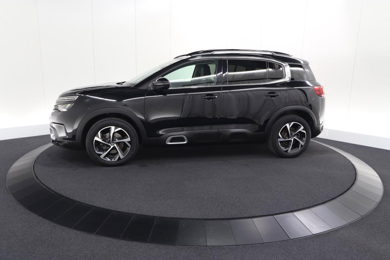 Vehicle Image 30