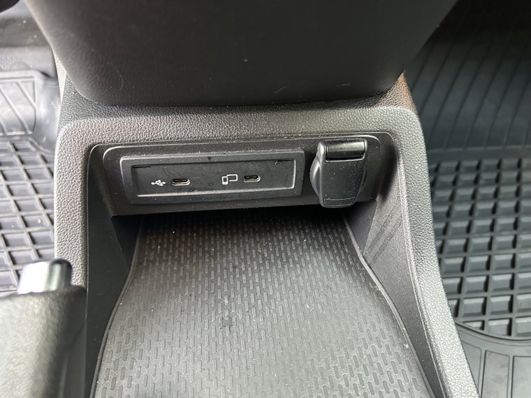 Vehicle Image 20