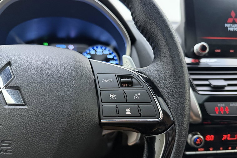 Vehicle Image 24