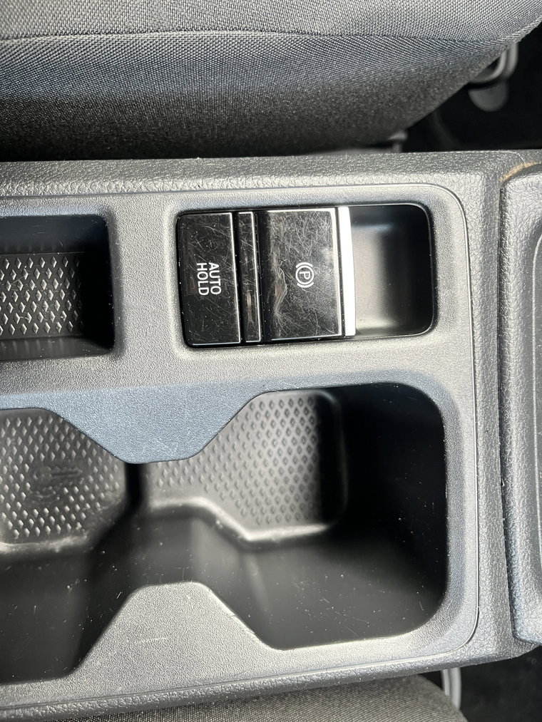 Vehicle Image 32