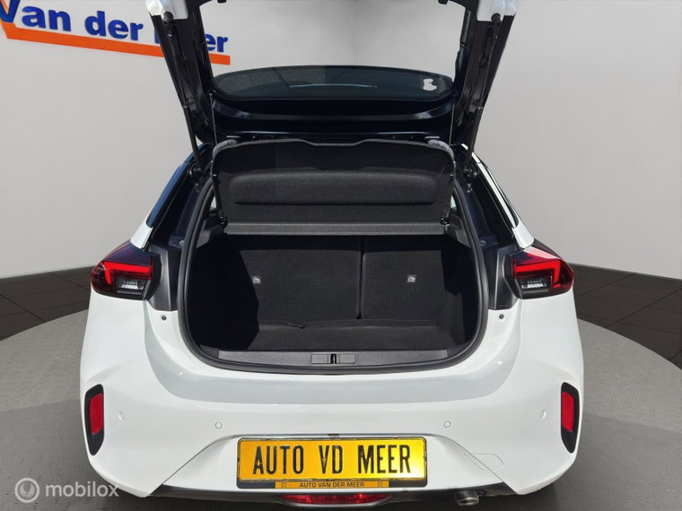 Vehicle Image 35
