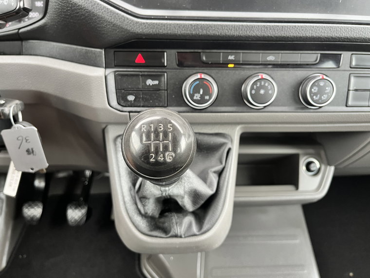 Vehicle Image 33