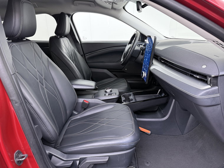 Vehicle Image 40