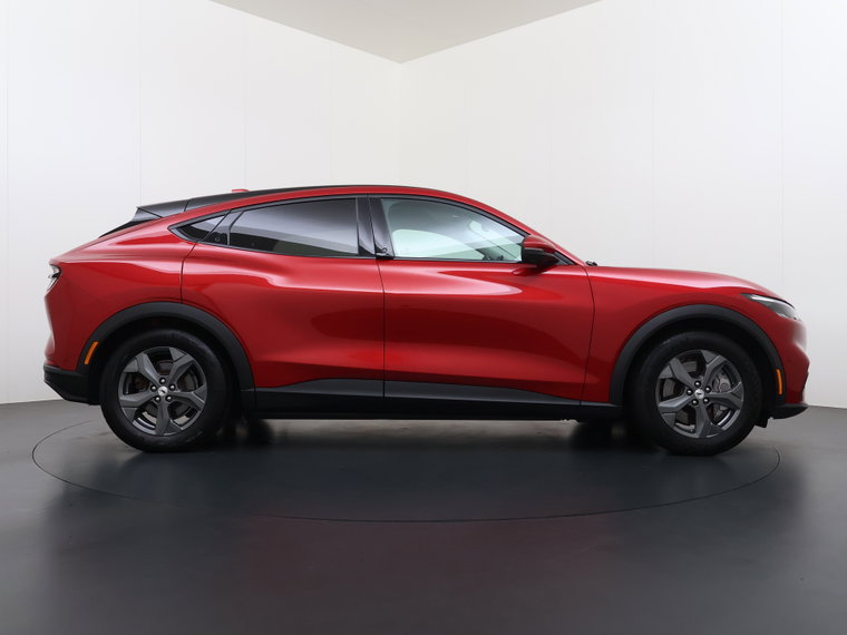 Vehicle Image 43
