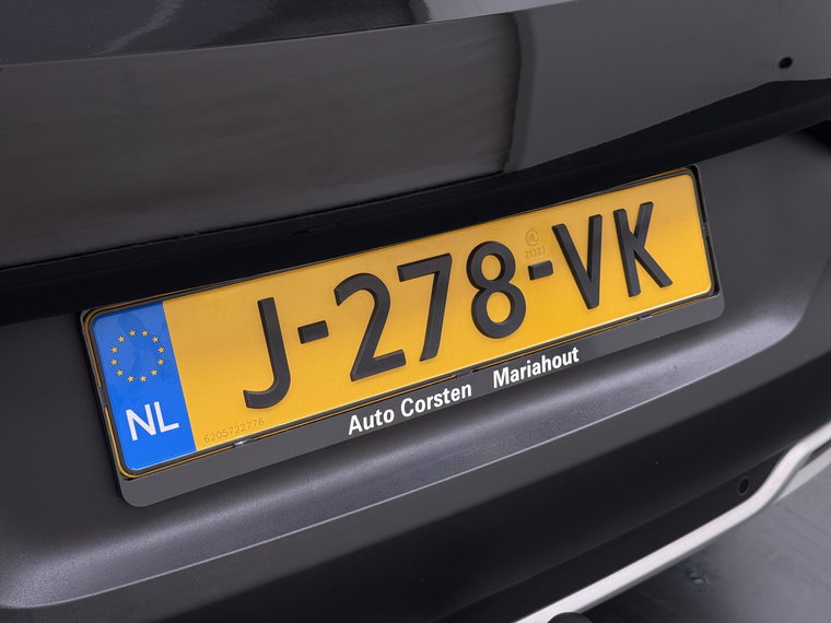 Vehicle Image 43