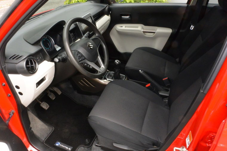 Vehicle Image 15