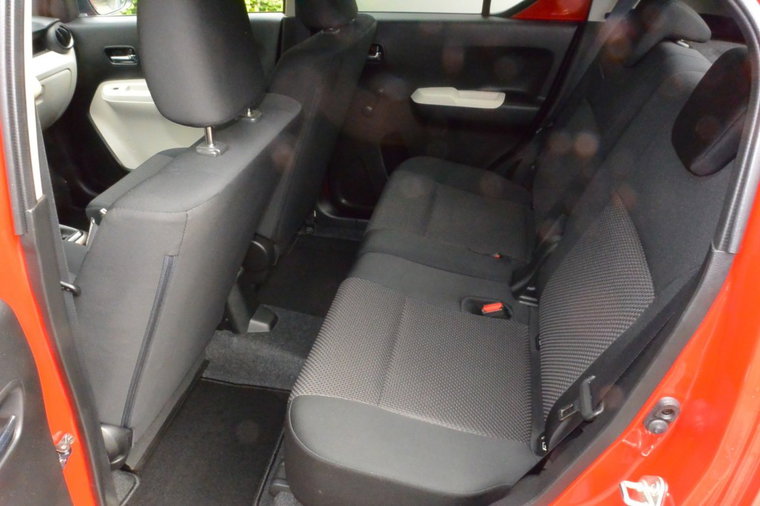 Vehicle Image 21