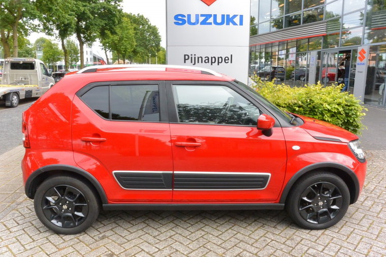 Vehicle Image 8