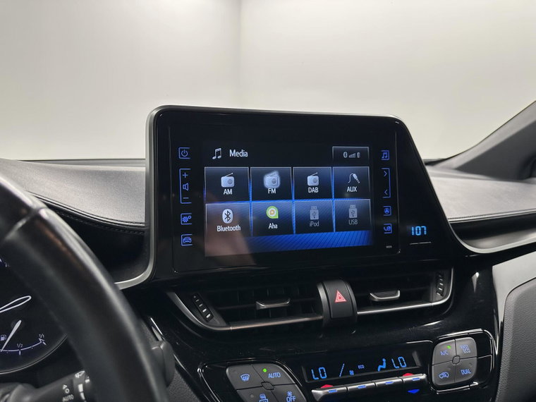 Vehicle Image 40