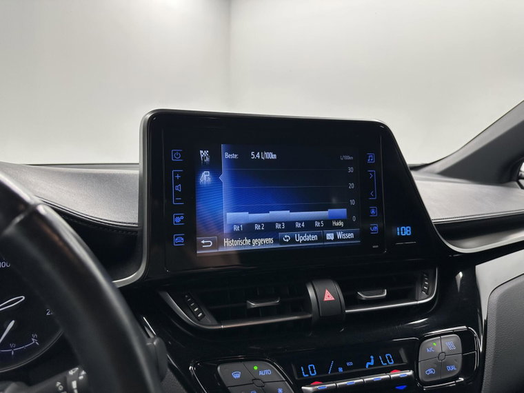 Vehicle Image 41