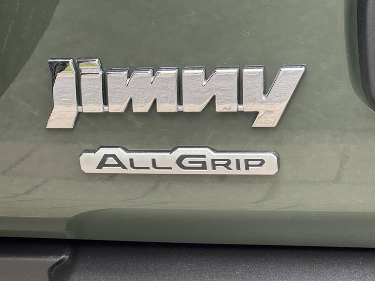 Vehicle Image 18